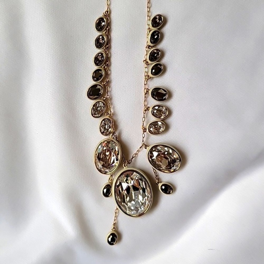 ⭐️Swarovski Rare Swan Signed Classic Enamel Long Gold Tone Chain Necklace